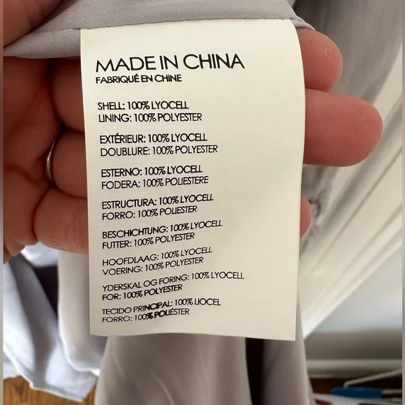 Club Monaco Ellayne Trench Coat (size S) - Picture 13 of 13